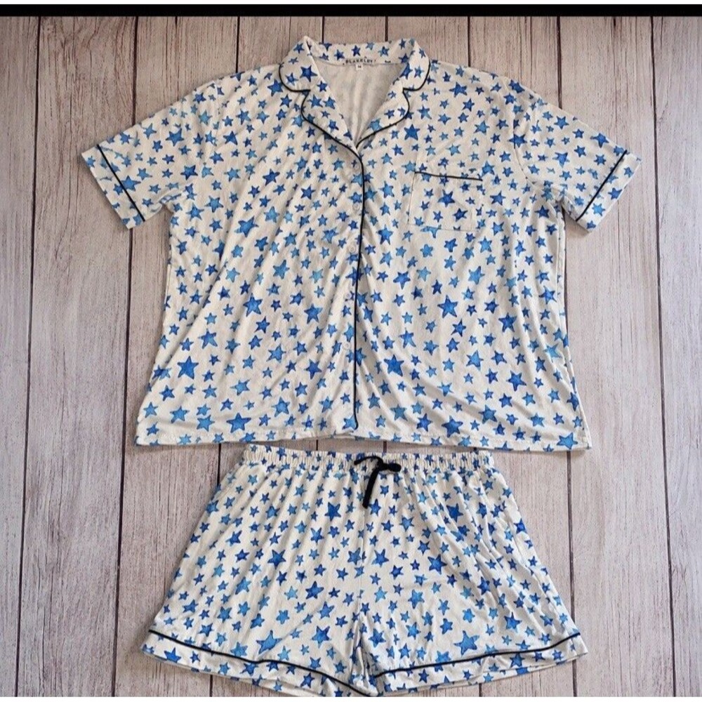 Blakeley Womens 3X Pajama Set Blue Star Print Button Up Top Shorts Lounge PJ C1